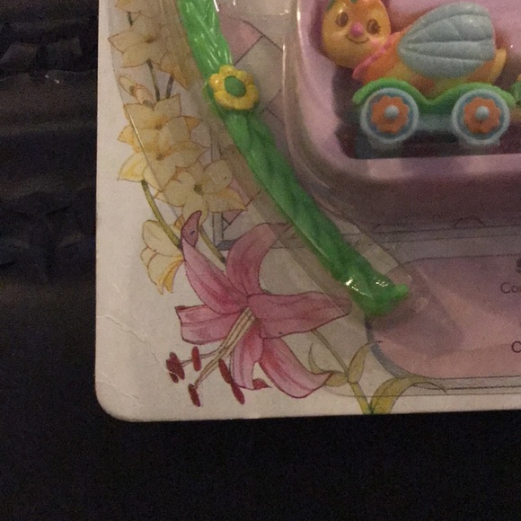 Charmkins - Honey Bee Necklace and Sweet Bea Charm. 1984 In original package. - Picture 5 of 14